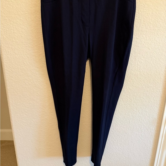 Chico’s Size 1 Navy Leggings Pants - Picture 3 of 9